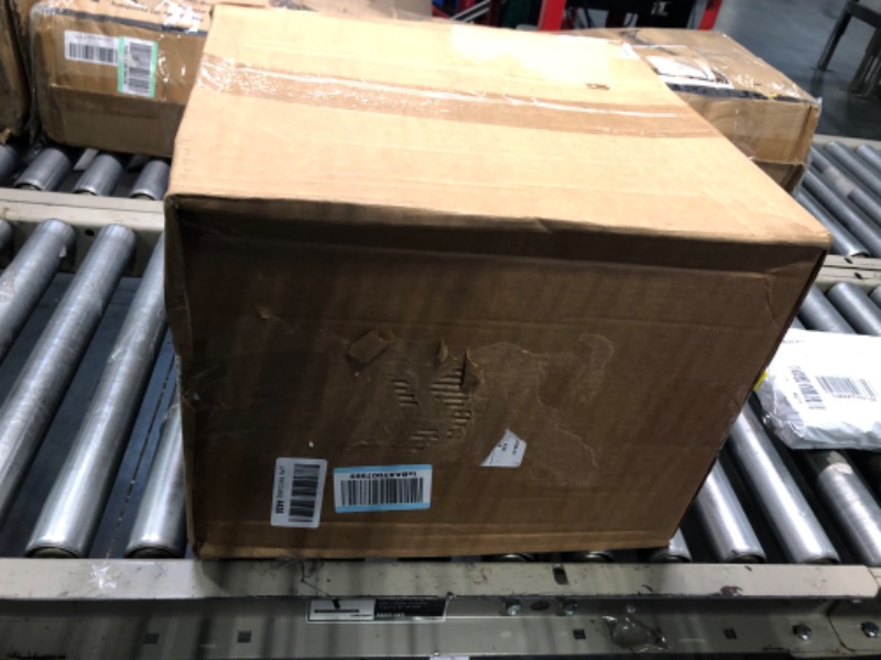 Photo 1 of Yens Elite Bubble Cushioning Roll 3/16 Perforated Bubbles Rolls Small 24 Width 350 feet 24"-350ft