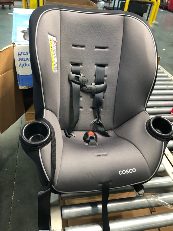 Photo 1 of Cosco Onlook 2-in-1 Convertible Car Seat, Rear-Facing 5-40 pounds and Forward-Facing 22-40 pounds and up to 43 inches, Black Arrows