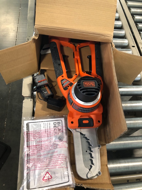 Photo 3 of BLACK+DECKER 20V MAX Cordless Chainsaw, Alligator Lopper with Easy-Fit All Purpose Glove (LLP120 & BD505L) Kit w/ Gloves