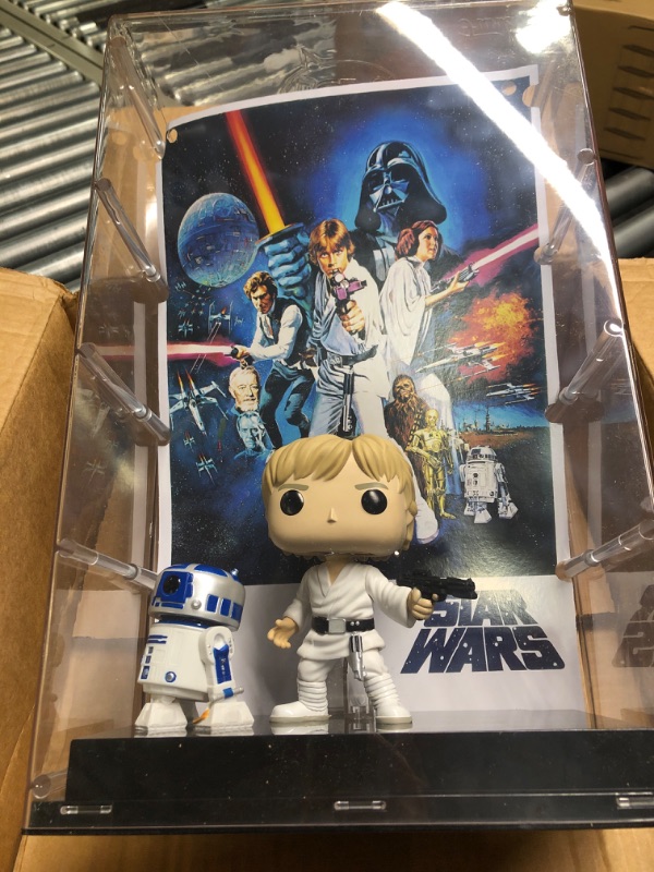 Photo 2 of Funko Pop! Movie Poster: Star Wars: A New Hope - Luke Skywalker with R2-D2