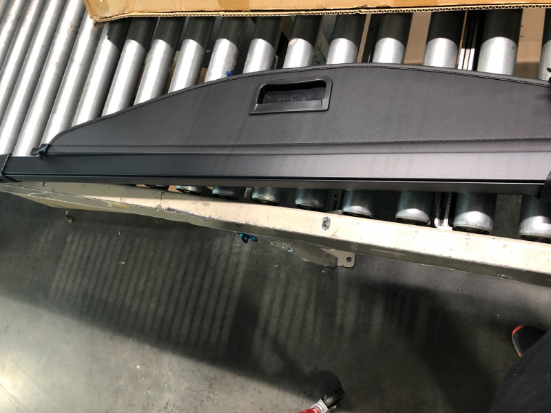Photo 1 of Marretoo for Jeep Cherokee Cargo Cover 2019 2020 2021 for Jeep Cherokee Accessories Black Retractable Trunk Cover Security Shield Shade