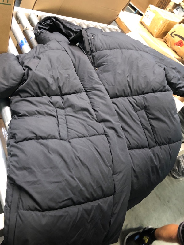 Photo 1 of Amazon Essentials Women's Oversized Long Puffer Jacket (Available in Plus Size) X-Large Black
