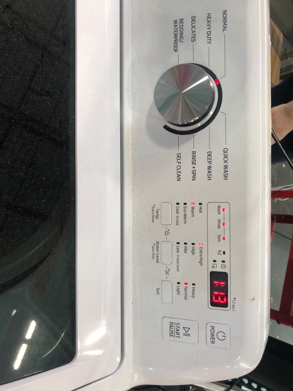 Photo 8 of Samsung WA45T3200AW 4.5 cu. ft. Top Load Washer with Vibration Reduction Technology