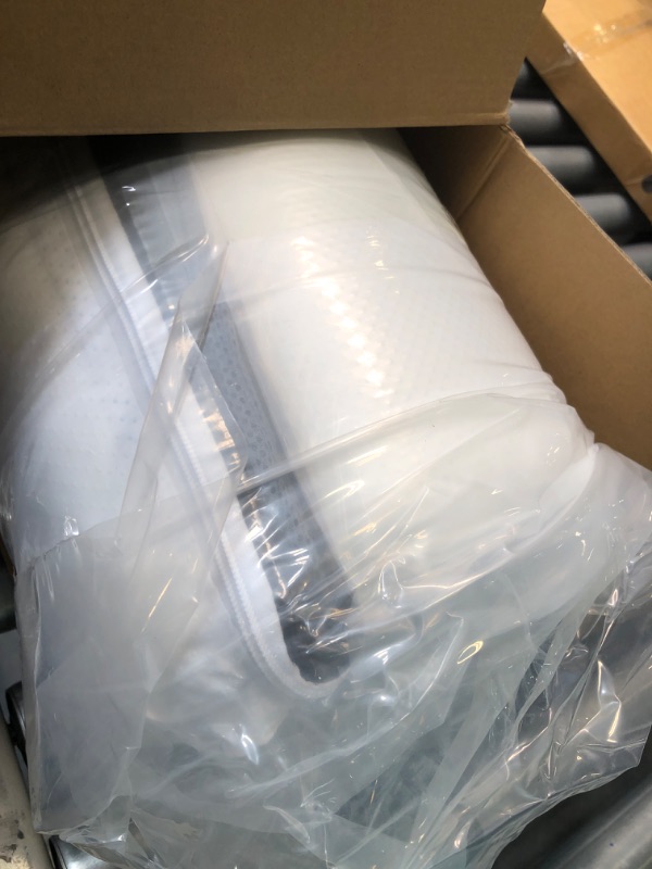 Photo 4 of LINSY LIVING Mattress Topper Twin, 3-Inch Gel Memory Foam Mattress Topper for Twin Size Bed, Supportive High Density Foam for Pain Relief, Breathable and Washable Cover with Straps, CertiPUR-US Twin 3 Inches