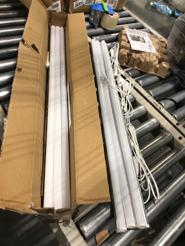 Photo 4 of (Pack of 6) Barrina LED T5 Shop Light, 3FT, 6500K (Super Bright White), Utility Shop Light, Ceiling and Under Cabinet Light, ETL Listed, Corded Electric with Built-in ON/Off Switch 3FT-6PACK