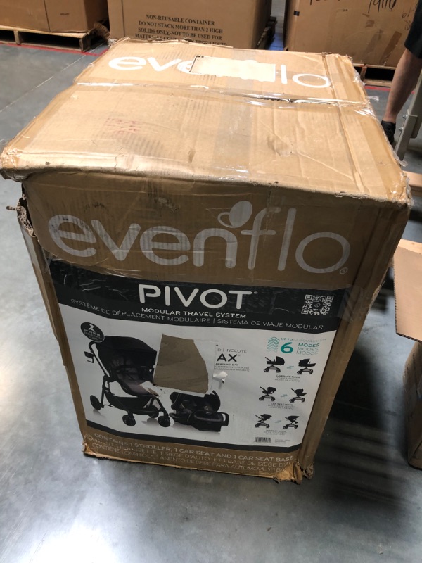 Photo 1 of Evenflo Pivot Modular Travel System with Universal Stroller Organizer Casual Gray With Universal Stroller