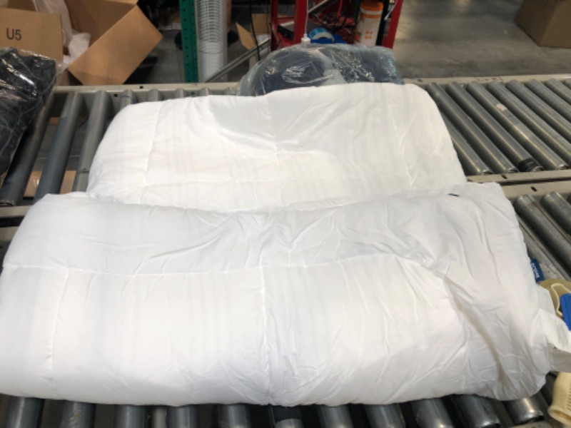 Photo 3 of Bedsure White Oversized King Comforter Duvet Insert - Quilted White Comforters Oversized King Size, All Season Down Alternative Oversized King Size Bedding...
