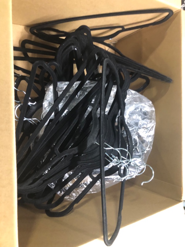Photo 1 of 48 black velvet hangers 