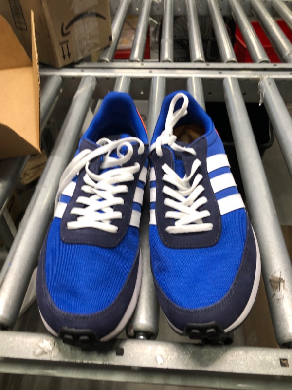 Photo 1 of Adidas Mens Running Sneaker 9 1/2