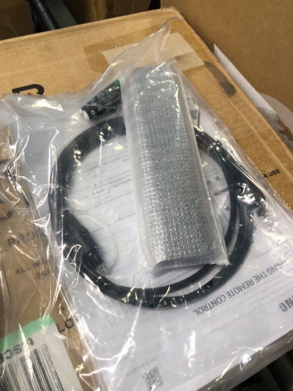 Photo 1 of SAMSUNG HW-B450 2.1ch Soundbar w/Dolby Audio, Subwoofer Included, Bass Boosted, Wireless Bluetooth TV Connection, Adaptive Sound Lite, Game Mode (Newest Model) HW-B450 Soundbar