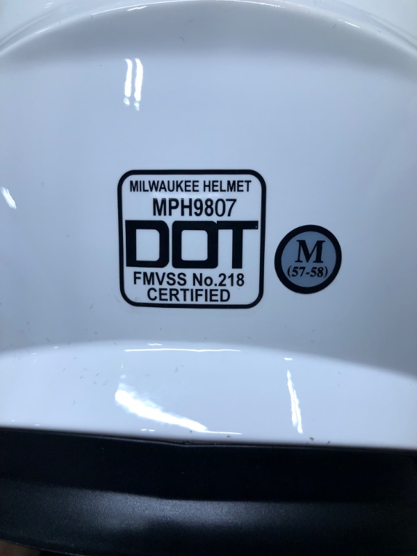 Photo 1 of Milwaukee Helmets MPH9807DOT 'Ionized' Gloss White Advanced Motorcycle Modular Helmet for Men and Women Biker w/ Drop Down Visor Medium White