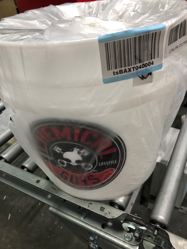 Photo 2 of Chemical Guys ACC_103 Heavy Duty Detailing Car Wash Bucket with Chemical Guys Logo, 4.5 Gal , Semi Transparent White Bucket Only