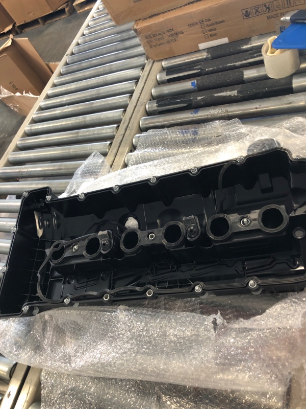 Photo 1 of MOSTPLUS 11127552281 Engine Valve Cover Compatible with BMW N52 E70 E82 E90 E91 Z4 X3 X5 128i 328i 528i