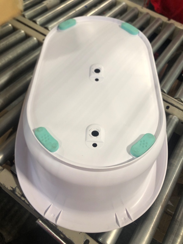 Photo 4 of 4-in-1 Grow-with-Me Bath Tub by Frida Baby Transforms Infant Bathtub to Toddler Bath Seat with Backrest for Assisted Sitting in Tub