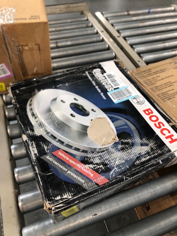 Photo 1 of BOSCH 50011499 QuietCast Premium Disc Brake Rotor - Compatible With Select Lexus LX570; Toyota Land Cruiser, Sequoia, Tundra; REAR; 1 PACK