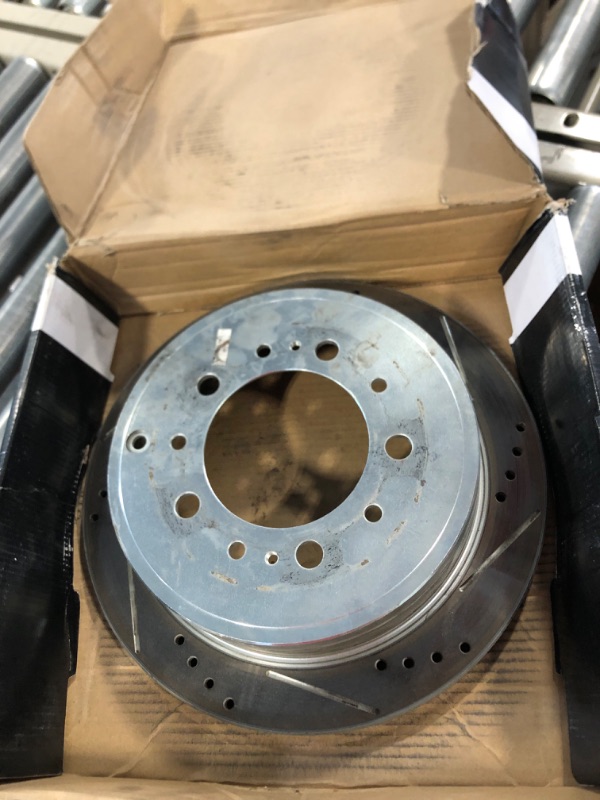 Photo 1 of BOSCH 50011499 QuietCast Premium Disc Brake Rotor - Compatible With Select Lexus LX570; Toyota Land Cruiser, Sequoia, Tundra; REAR; 1 PACK