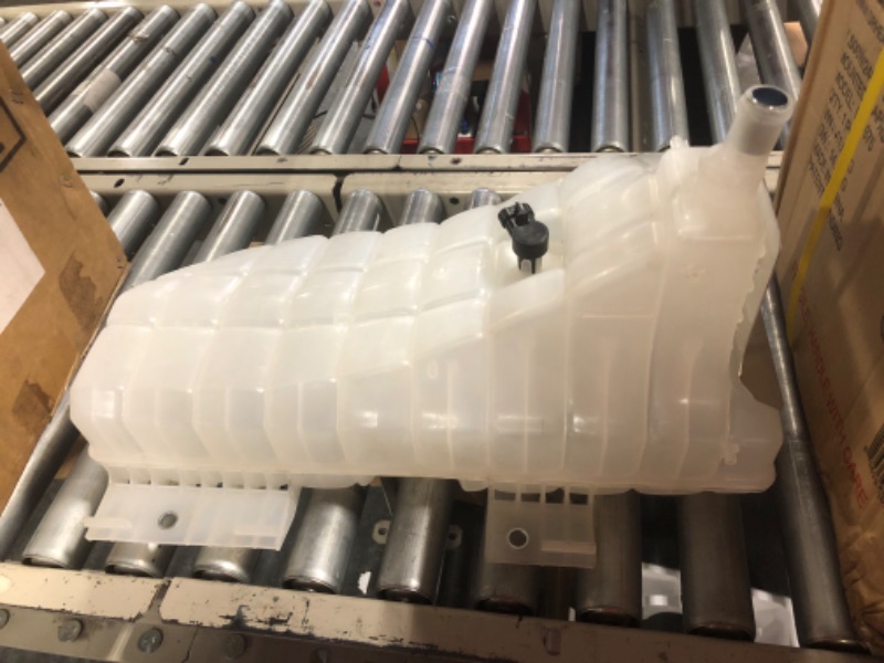 Photo 4 of LOSTAR Heavy Duty (603-5403) Coolant Overflow Reservoir Bottle Tank KENWORTH & PETERBILT