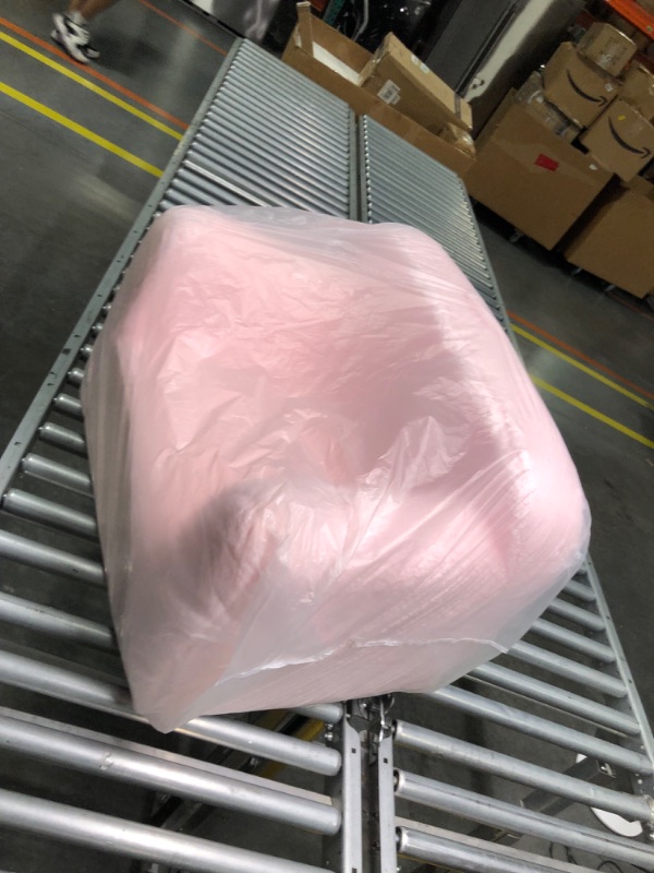 Photo 1 of Delta Children Cozee Sherpa Chair, Pink