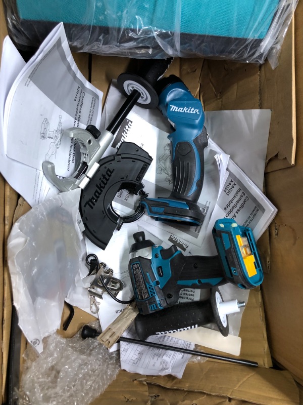 Photo 4 of ***ONLY HAS CIRCULAR SAW, IMPACT, FLASHLIGHT, AND BAG***  NO BATTERIES*** 



Makita XT616PT 18V LXT® Lithium-Ion Brushless Cordless. Combo Kit (5.0Ah)