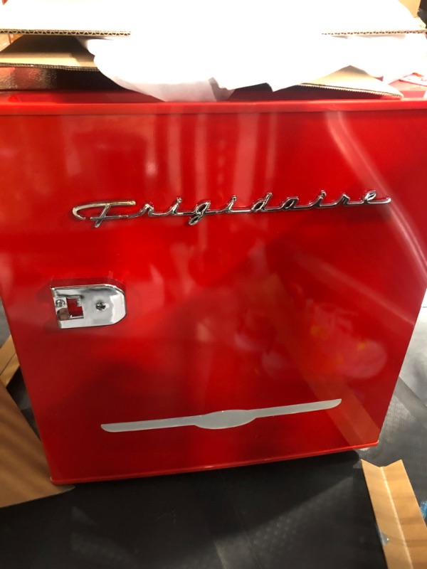 Photo 5 of FRIGIDAIRE EFR372-RED 3.2 Cu Ft Red Retro Compact Rounded Corner Premium Mini Fridge