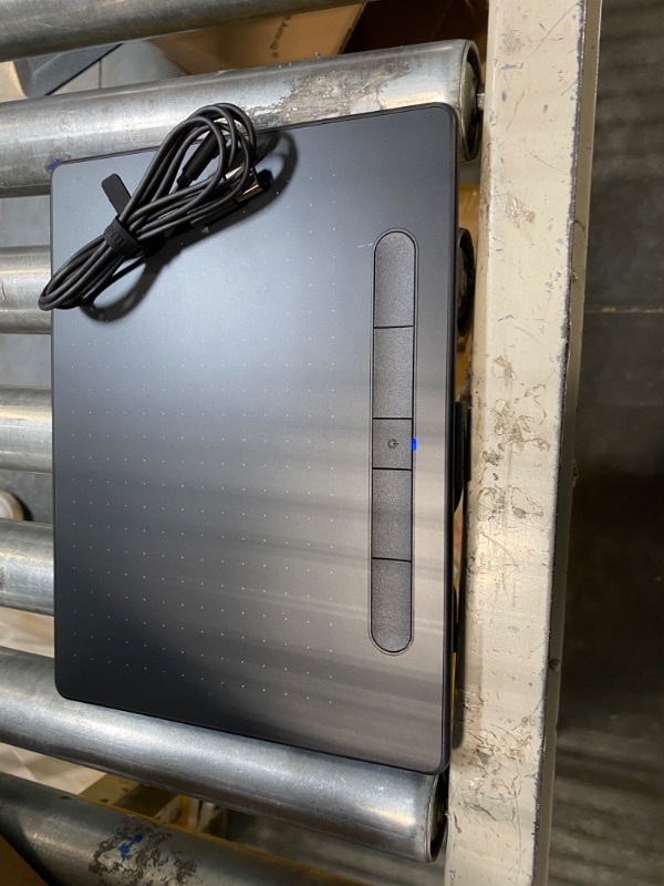 Photo 1 of Wacom Intuos Small Graphics Drawing Tablet, includes Training & Software; 4 Customizable ExpressKeys Compatible With Chromebook Mac Android & Windows, drawing, photo/video editing, design & education
