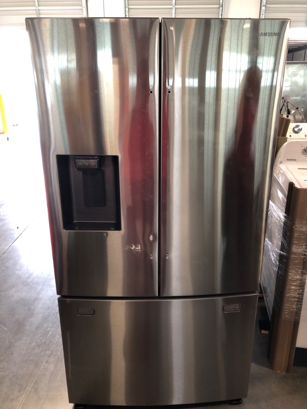 Photo 2 of ***PARTS ONLY***MISSING HANDLES AND PARTS FOR LOWER DRAWER*** Samsung 27-cu ft 35.75-in French Door Refrigerator with Dual Ice Maker (Fingerprint Resistant Stainless Steel) ENERGY STAR Model #RF27T5241SR