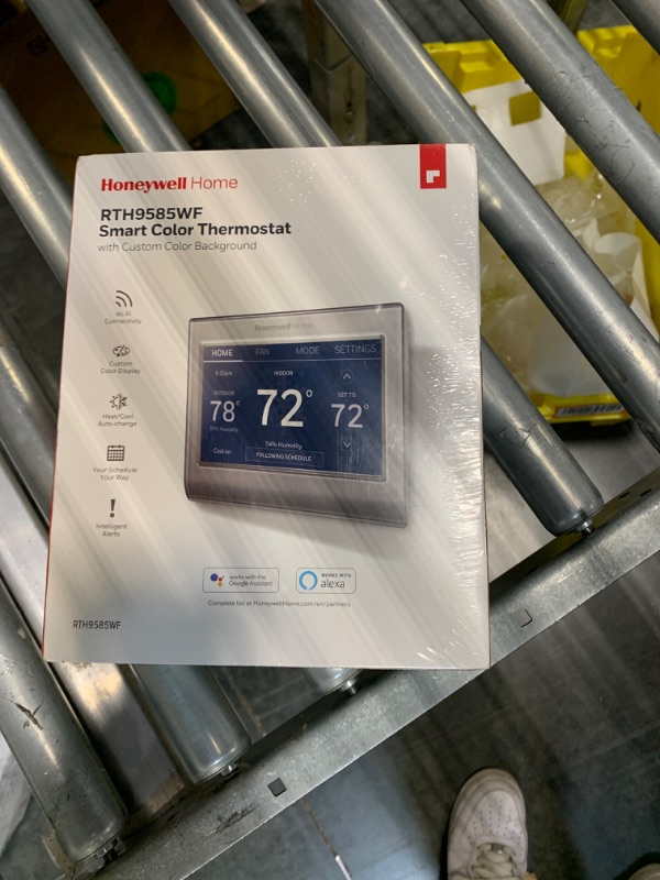 Photo 1 of Honeywell Home RTH9600WF Smart Color Thermostat ENERGY STAR Wi-Fi Programmable Touchscreen Alexa Ready - C-Wire Required
