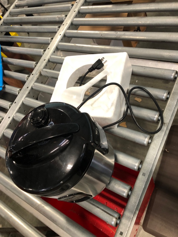 Photo 1 of Oyama CFS-F10B 5 Cup Rice Cooker, Stainless Black