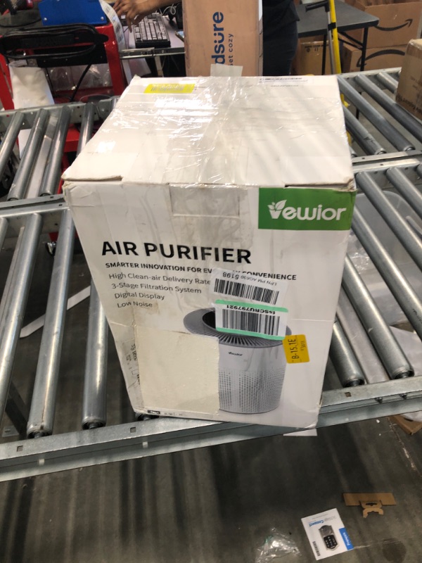 Photo 1 of air purifier