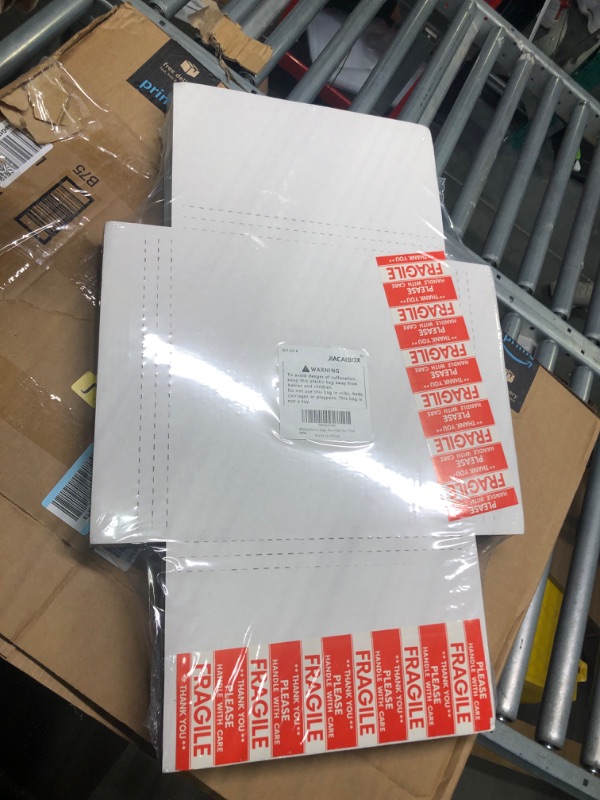 Photo 3 of 
12-inch Lp Mailers - 12.4"L x 12.4"W x 1"H Vinyl Record Mailing Box, White Vinyl Record Shipping Boxes with Fragile Stickers, Corrugated