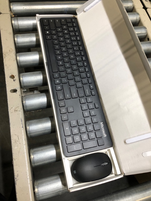Photo 1 of Microsoft Bluetooth Desktop - Matte Black. Slim, Compact, Wireless Bluetooth Keyboard and Mouse Combo. Extra - Long Battery Life. Works with.
***No Bluetooth connector***