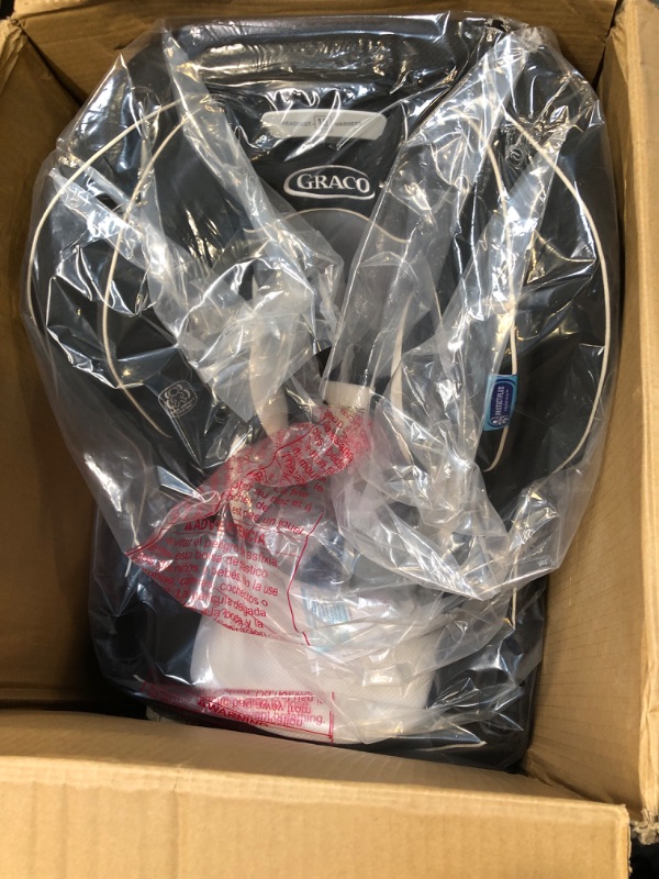 Photo 1 of Graco Extend2Fit Convertible Car Seat, Gotham