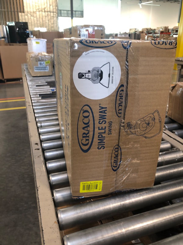 Photo 1 of Graco Simple Sway Abbington Baby Swing