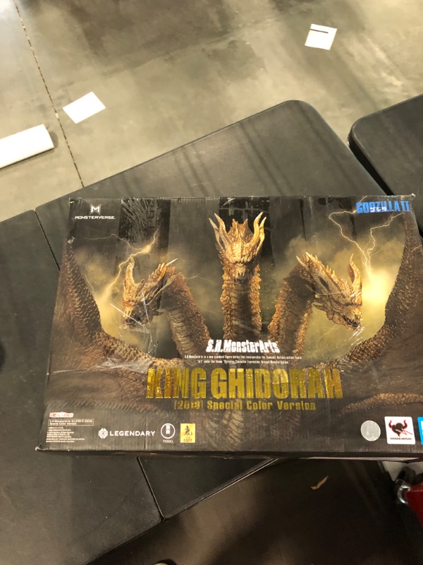 Photo 2 of BLUEFIN Godzilla 2019 King Ghidorah SPCL Color S.H. MONSTERARTS AF