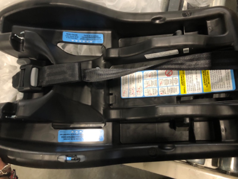 Photo 1 of Graco SnugRide 35 Lite LX Infant Car Seat