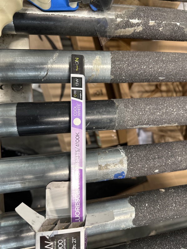 Photo 1 of F13T5CW – T5 21 Inch Under Counter Fluorescent Bulbs Cool White 4100K 13-Watt F13T5/CW 21” CW Long Life Replacement Tubes for Under Cabinet Lights – Pack of 6 Bulbs Cool White (4100k)