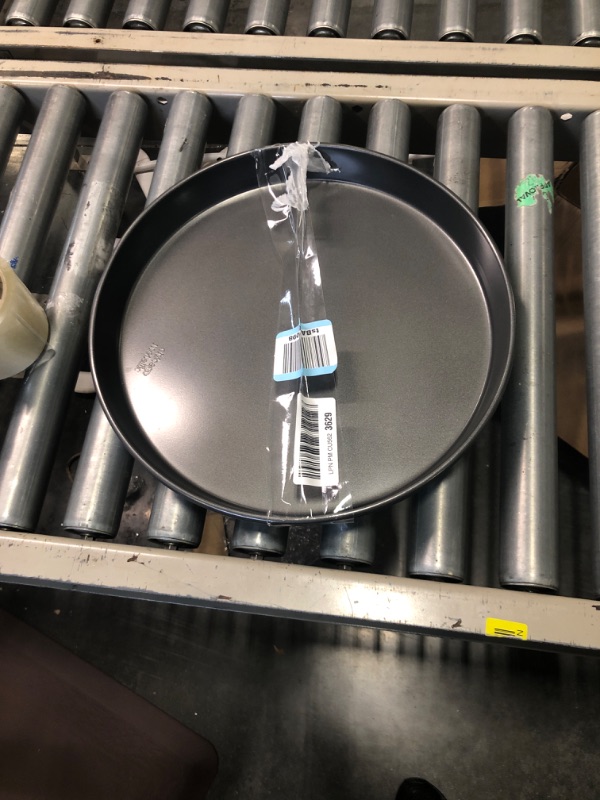 Photo 1 of Chicago metallic baking pan
