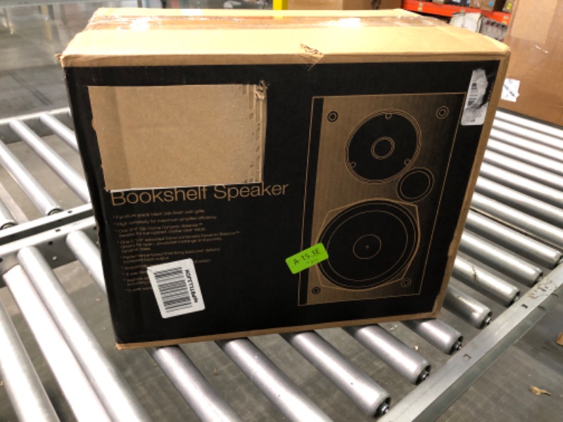 Photo 2 of Polk Audio T15 Bookshelf Speakers Pair Black