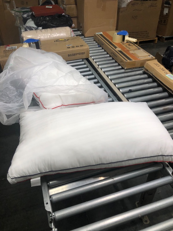 Photo 1 of Bedufsar Bed Pillows for Sleeping, Queen Size Pillows Hotel Quality Set of 2, Firm and Supportive Gusseted Pillows for Side and Back Sleepers, Cooling Down Alternative Fluffy Soft Pillow (20x30 in)