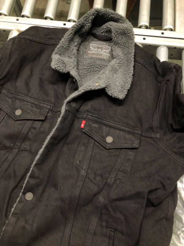 Photo 5 of Levi's Men's Sherpa Trucker Jacket Size XL
