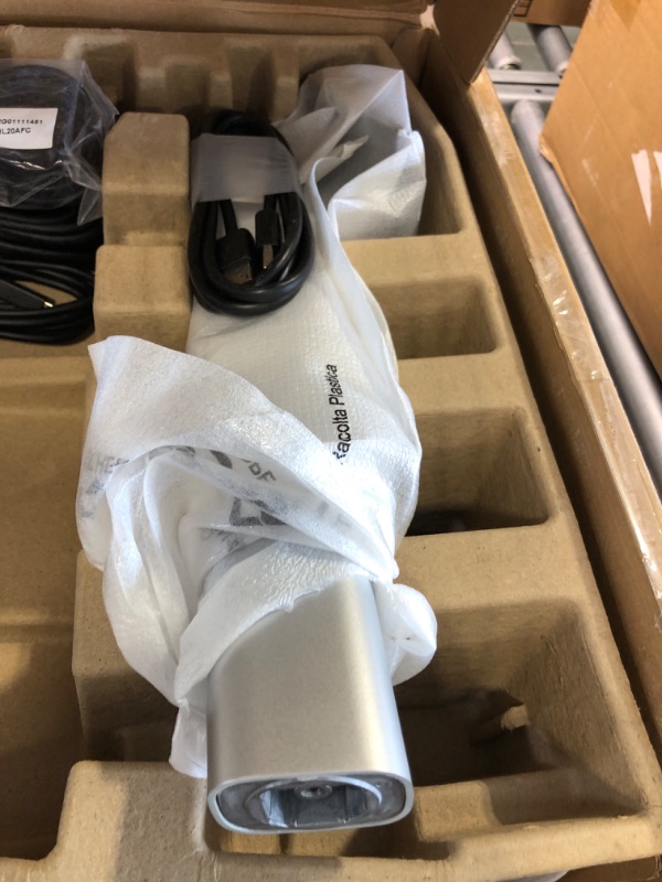 Photo 1 of Dell 34 Inch Ultrawide , WQHD (Wide Quad High Definition), Curved USB-C Monitor (P3421W), 3440 x 1440 at 60Hz, 3800R Curvature, 1.07 Billion Colors, Adjustable, Black