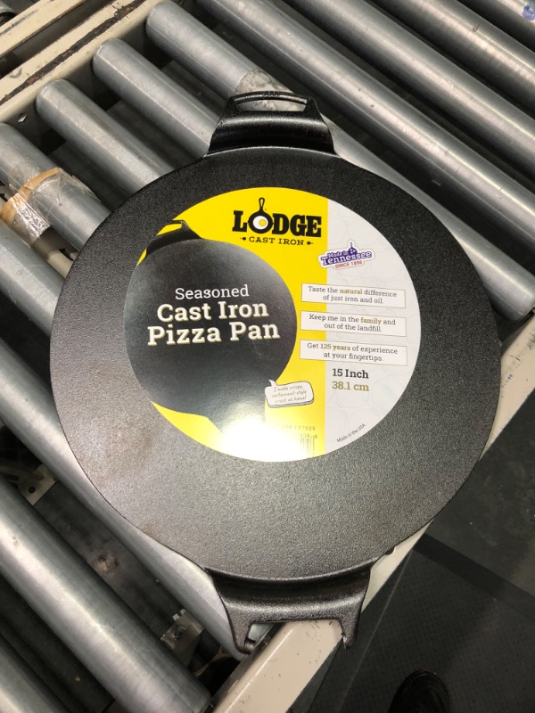 Photo 3 of 15" Cast Iron Pizza Pan