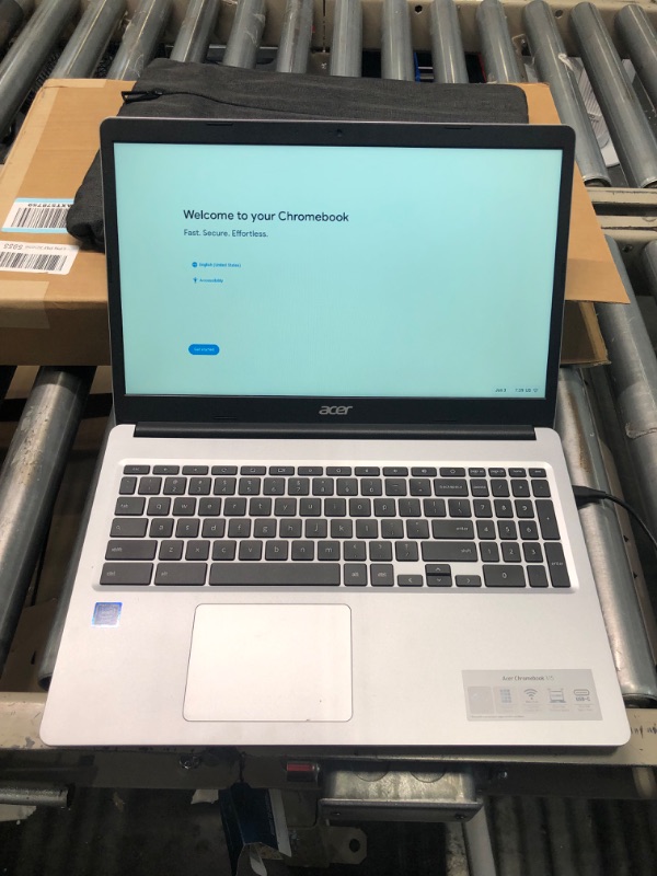 Photo 1 of Acer Chromebook 315 Chromebook Intel Celeron N4000 (1.10 GHz) 4 GB LPDDR4 Memory 32 GB Flash 15.6" Chrome OS