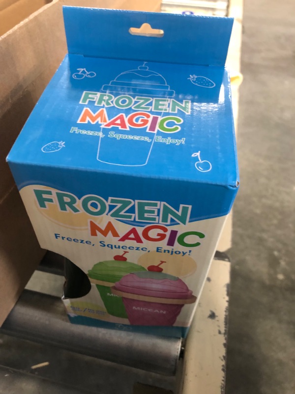 Photo 1 of Slushy cup Slushie Maker Cup,Frozen Magic Slushy Cup - Create Delicious Slushies Anywhere with This Fun and Cool Slushie Maker Cup! Includes Lids and Straws . Perfect for TikTok Trends and Cool Gadgets Fans - New Green