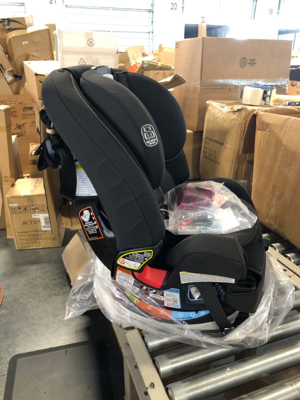 Photo 1 of Graco Grows4Me 4 in 1 Car Seat, Infant to Toddler Car Seat with 4 Modes, West Point