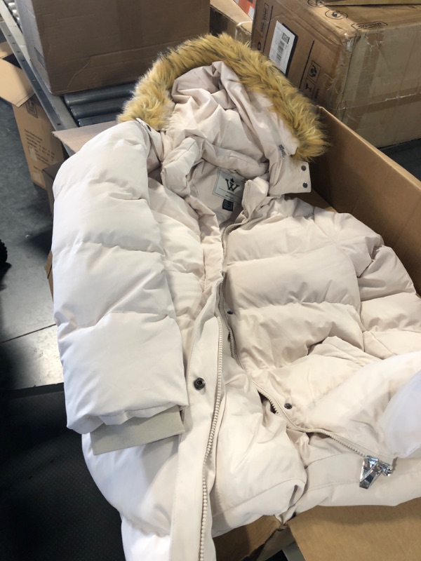 Photo 1 of WenVen Women's Winter Thicken Puffer Coat Warm Jacket with Faux Fur Removable Hood Large Beige