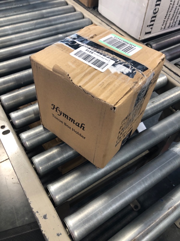 Photo 1 of Hymmah Modern Square Tissue Box Cover Holder,Bathroom Accessories Decor Unique Design Tissue Box Cover for Bathroom Vanity Counter Tops Also Great for Bedrooms and Living Rooms Linellae Gold