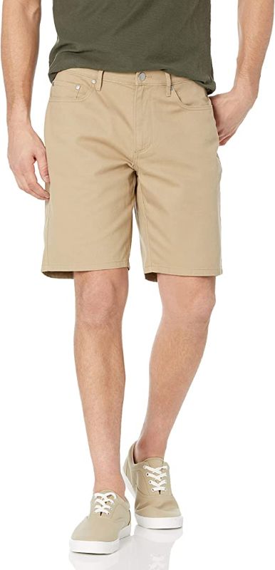 Photo 1 of Amazon Essentials Men's Straight-fit 9" Inseam Stretch 5-Pocket Short
SIZE 32