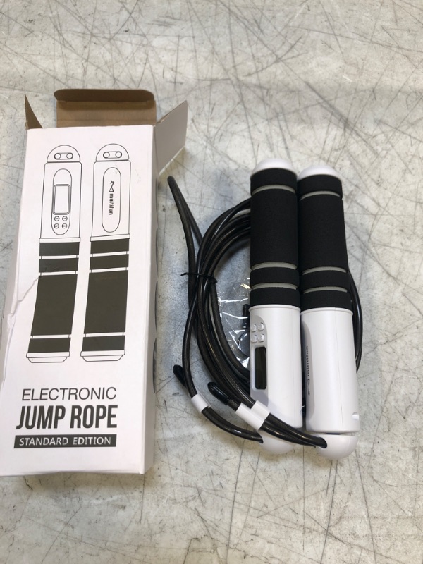 Photo 2 of Jump Rope, multifun Speed Skipping Rope with Calorie Counter, Adjustable Digital Counting Jump Rope with Ball Bearings and Alarm Reminder for Fitness,...
