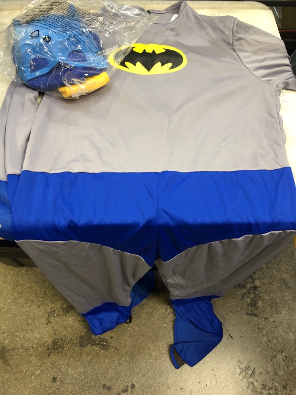 Photo 3 of Rubie's Costume Grand Heritage Classic TV Batman Circa 1966 Costume
